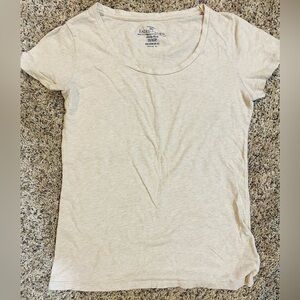 Faded Glory Cream Fitted Short Sleeve Tee